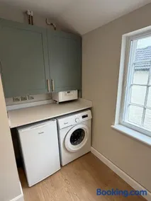 Church View, modern 1 bed flat, central location - Image 2