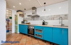 Spacious 3 bedroom flat 1 min to Beach with Terrace - Image 2