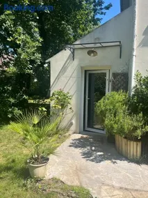 Between city and countryside - Image 3