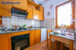 Villa Giorgia Lake View Villa with Private Pool - Happy Rentals - Image 4