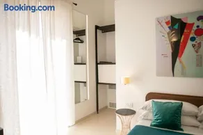 KALEA Guest House - Image 1