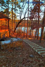 Greers Ferry Lake Cabin - Image 2