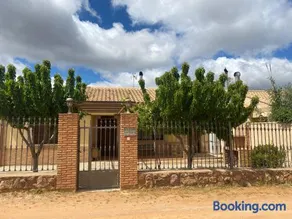 Casa Rural Villa Lucia - Image 1