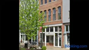 The Two Story Loft - Image 2