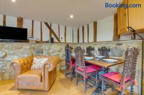 2 Bed in Cranbrook oc-cb594 - Image 5