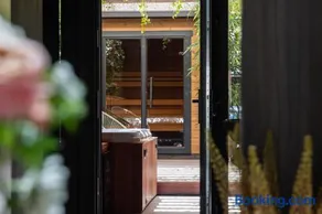 Suite Escape - Image 1