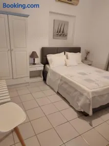 Anastasia Studios & Apartments - Image 2