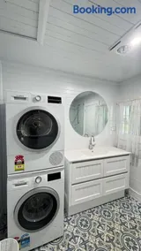 Oscar's Place - Image 5