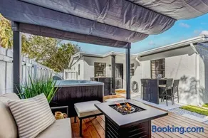 * NEW* The Bungalow Jupiter! - Moremoments Rentals - Image 1