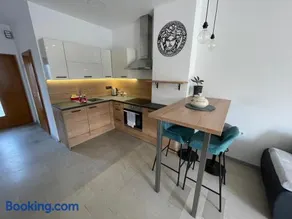 Oliver - Image 2