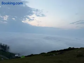 Gomismta Home Above Clouds - Image 4