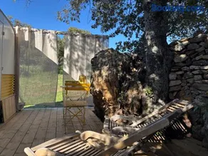 Séjour insolite en Caravane Vintage - Accès piscine et vue montagne - Domaine l'Aghja Vallica - Image 3