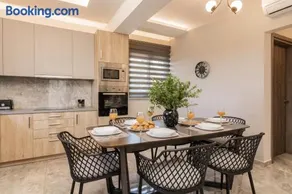 Lazai Villa - Image 2