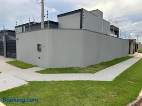 Casa vaga 2 carros ou caminhonete, 2 quartos, espaçosa, completa para 8 pessoas - Image 5