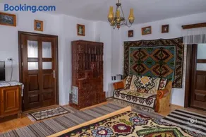 Casa Strămoșilor - Image 2