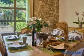 Le Pigeonnier gîte privé avec piscine chauffée et abri, climatisé en pleine nature - Image 4