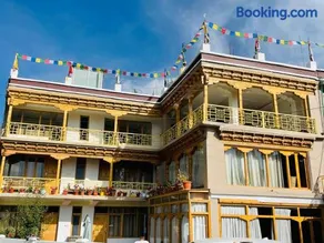 Laksdup Guest House - Image 1