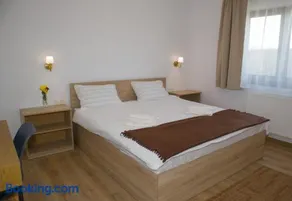 4 Fa Apartmanok - Image 2