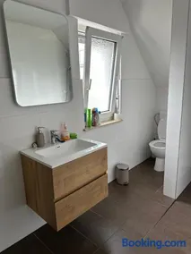 HAI1 - Morderne Unterkunft mit Einzelzimmer - Image 5