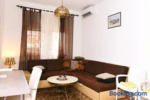 Apartman centar blizina Kastela i Splava - Image 4