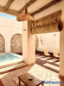 Suite ideal para escapadas romanticas - Image 5