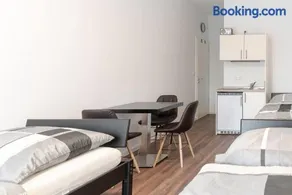 Monteurzimmer Berlin Pankow Mit Dachterrasse - Nur 10 Min. Von Der A10 - 3 Zimmer/ 7 Betten - Image 1