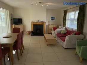 Castle Gardens Bungalow, Saint Helens Resort, Wexford - 3 Bedroom Sleeps 6 - Image 2