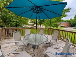 Modern Milford Getaway-Near Cincinnati Sleeps 6 - Image 5