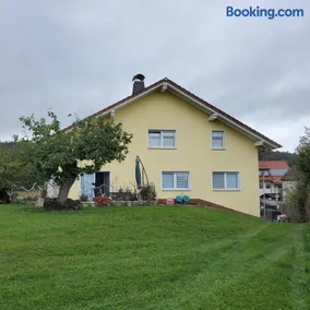 Appartements & Ferienwohnungen Wolf - Image 1