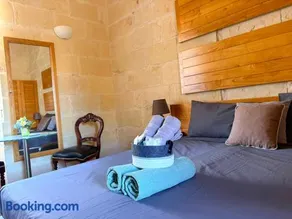 Peacefull Farmhouse Retreat - Image 2
