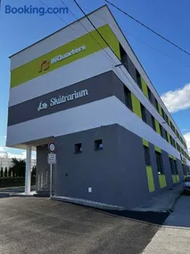 BiQuarters - Image 4