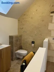 Farmhouse cottage - Image 2