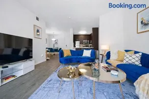 Venice Marina Pool and Spa Luxury Condo - Image 5