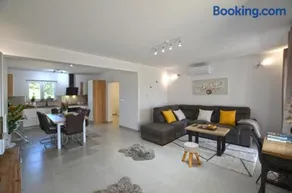 Evening Sky House - Image 4