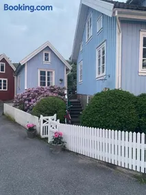 Stugan i hamnen - Image 1