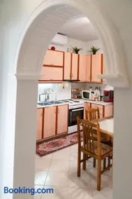 Katherine Home - Image 5