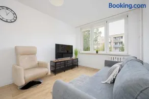 Suwalska Comfort Family Apartament with Balcony Warsaw by Noclegi Renters - Image 3