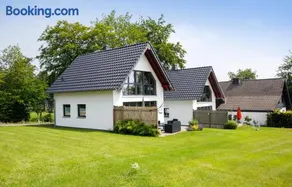 Rotes Haus - Image 1