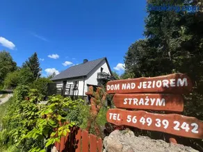 Dom nad jeziorem Strażym - Image 1