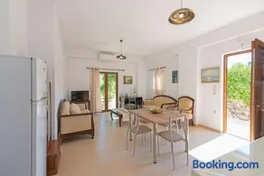 New Big Apt Close to Hospitals with Garden Parking - Image 1