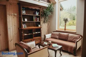 River Mind Villa with SPA - Image 1