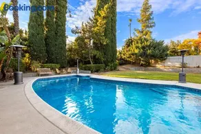 Adorable 4 bedroom home with Pool & more - Image 3