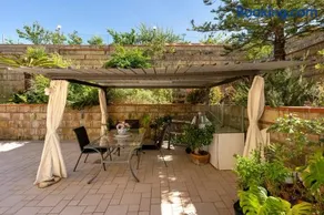 B&B Pozzuoli - Suite Ermosa - Image 1