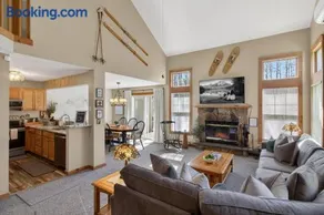 Spruce Lodge at Camelback - Image 1