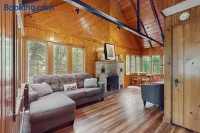 Hillside Cottage - Image 2