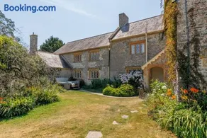 Manor Farmhouse - Image 1
