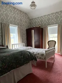 Tullyard House - Image 1
