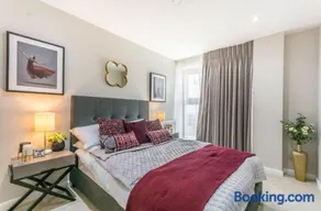 FREE Parking 3BR London Flat with Netflix Baby Cot - Image 4