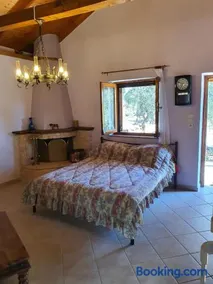Panos Cottage - Image 1
