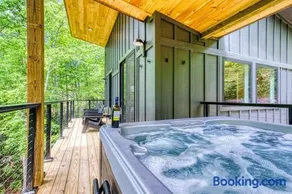 Peaceful Smoky Treehouse| Hot Tub • Hammock • Deck - Image 2